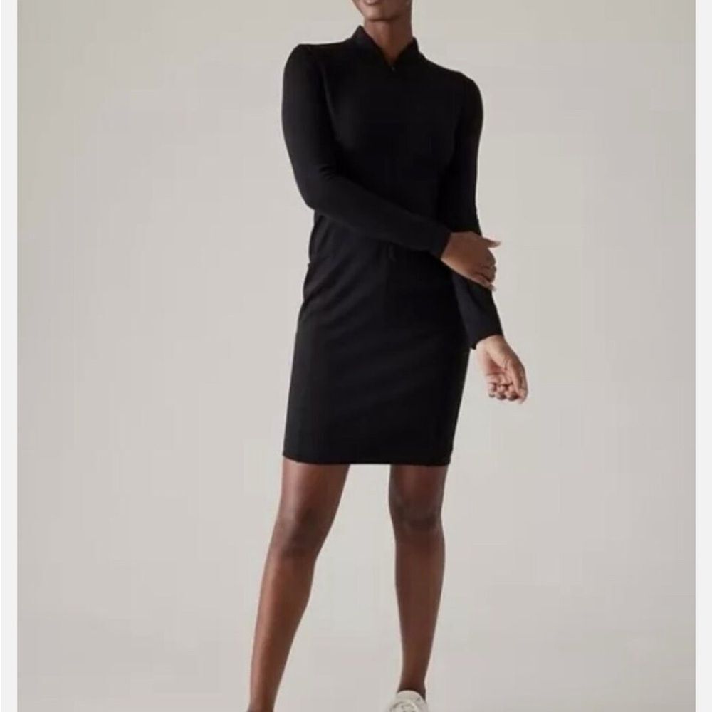 Athleta Delancey Skyline Dress Black Size M/P